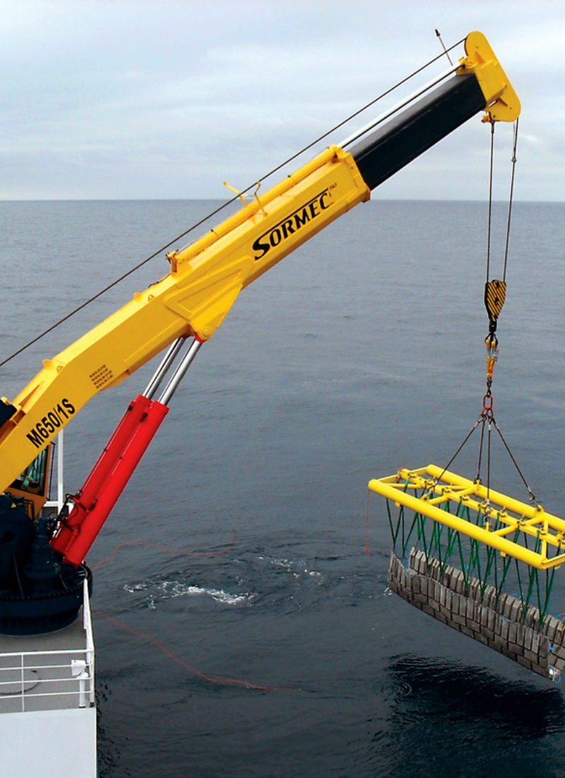 Marine-Control-Systems-Offshore-Crane
